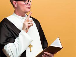 Jak sprawdzić w jakiej parafii jest ksiądz
